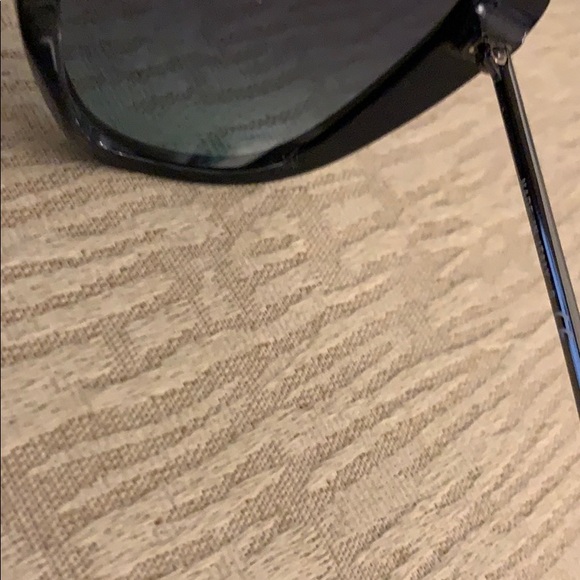 ❤️SOLD❤️Chanel butterfly sunglasses - Picture 5 of 5